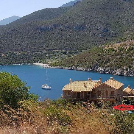 Two-Storey Mansion At The Sea Arkadiko Chorio Buitenkant foto