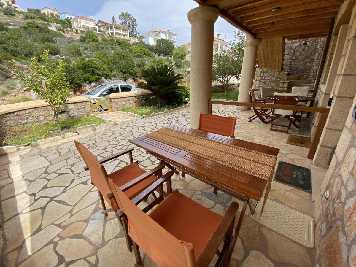 Two-Storey Mansion At The Sea Arkadiko Chorio Buitenkant foto