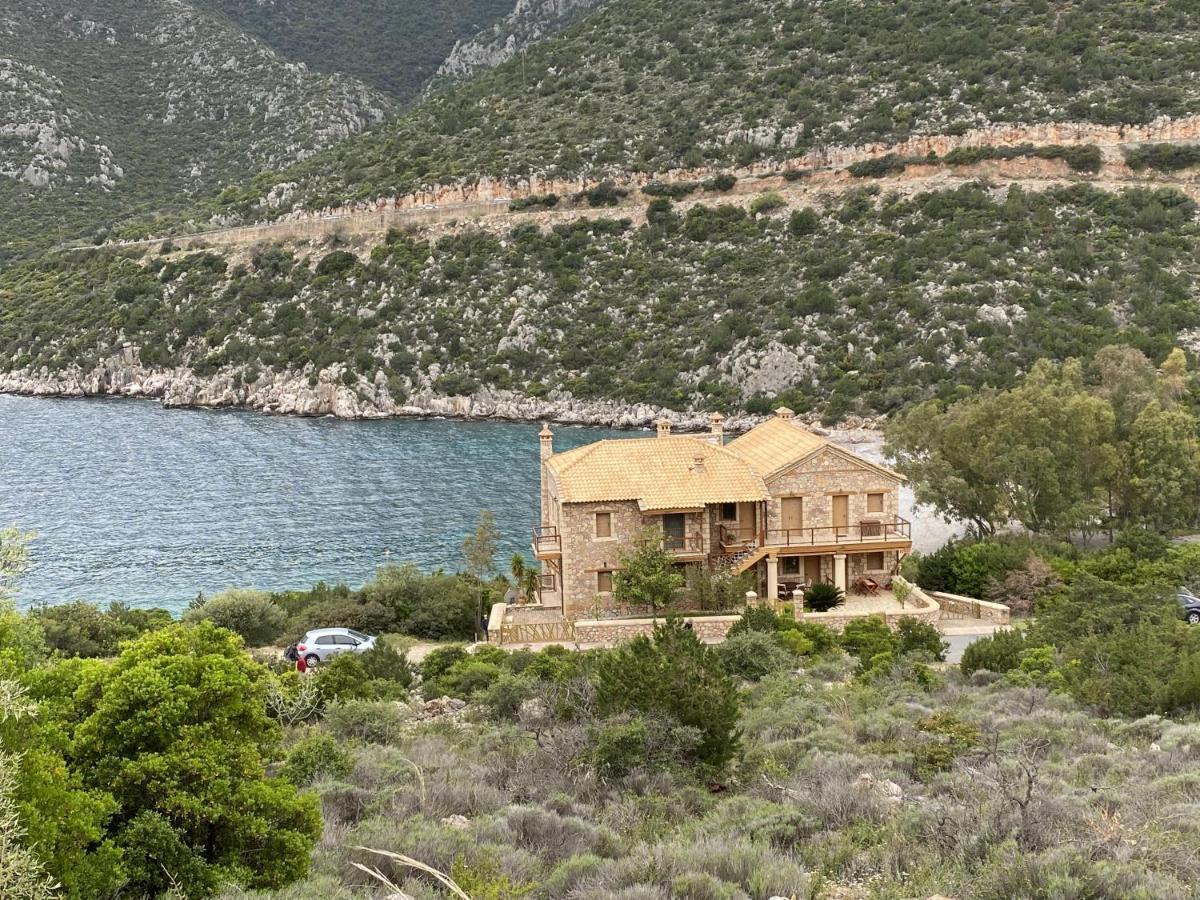Two-Storey Mansion At The Sea Arkadiko Chorio Buitenkant foto