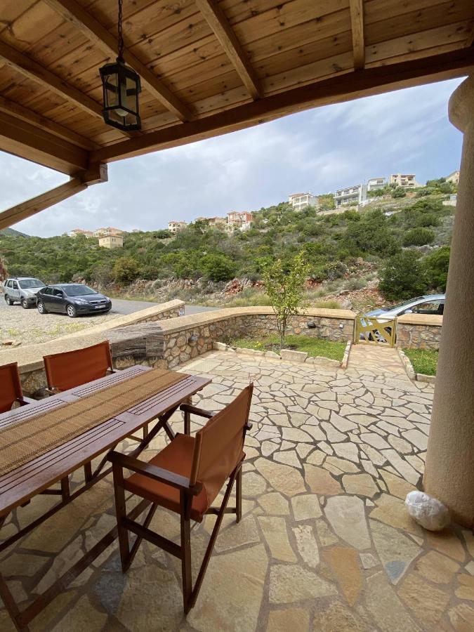 Two-Storey Mansion At The Sea Arkadiko Chorio Buitenkant foto