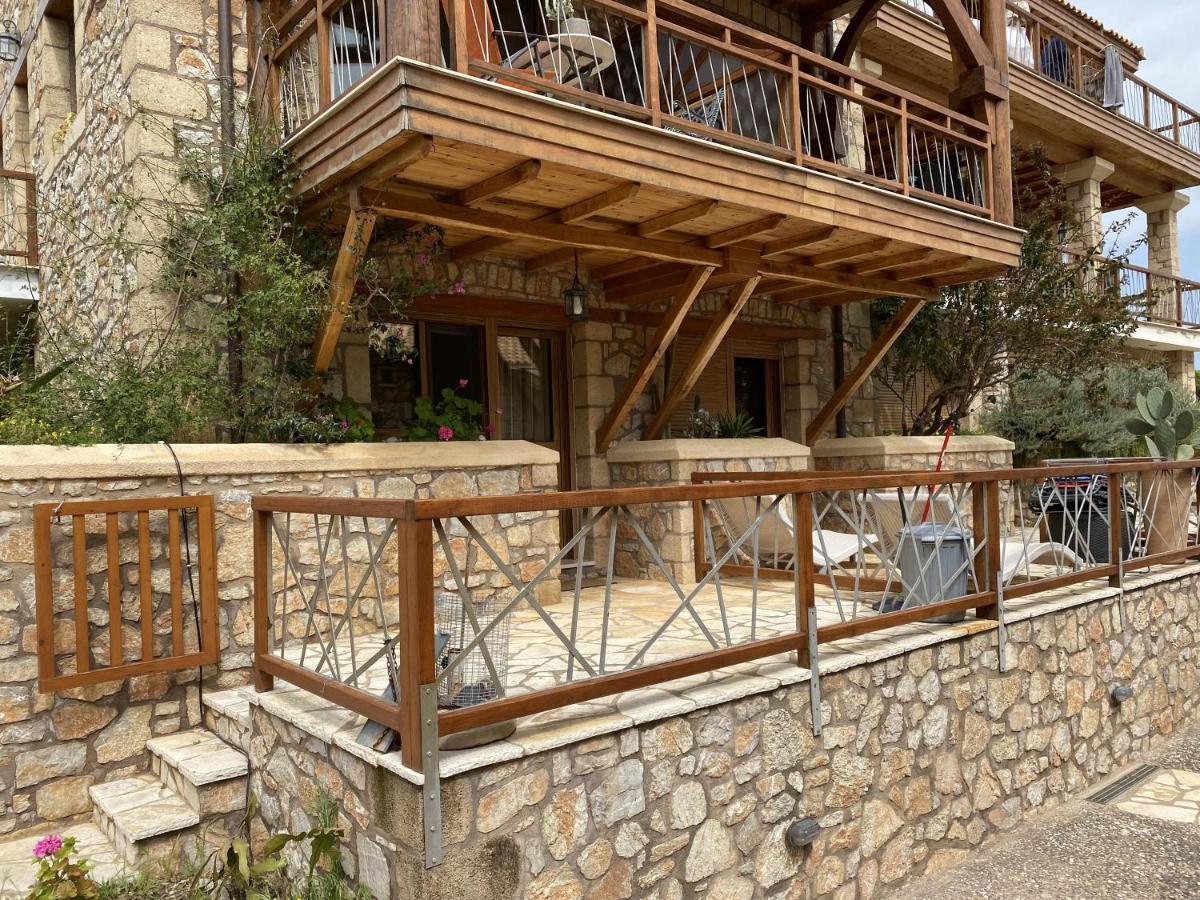 Two-Storey Mansion At The Sea Arkadiko Chorio Buitenkant foto