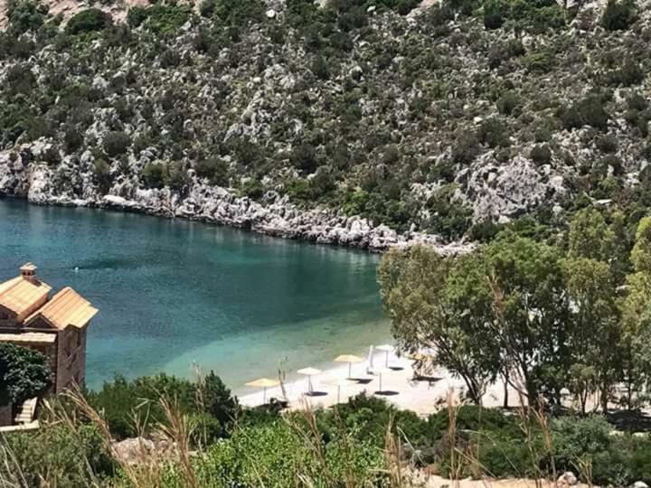 Two-Storey Mansion At The Sea Arkadiko Chorio Buitenkant foto