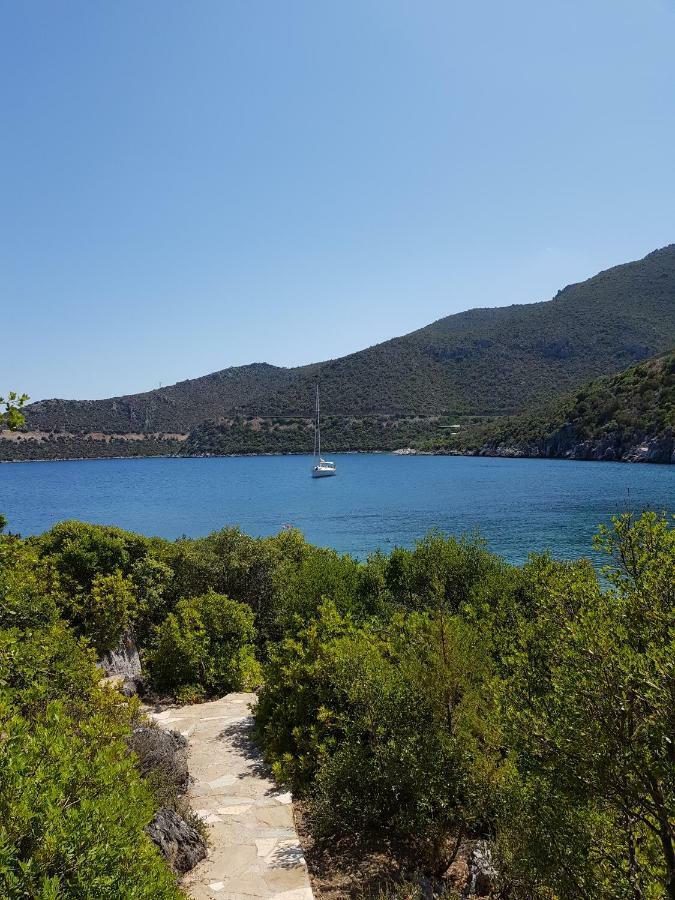 Two-Storey Mansion At The Sea Arkadiko Chorio Buitenkant foto